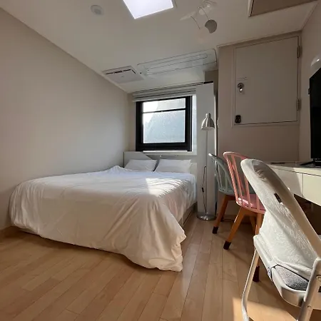 Ecclesia Hostel